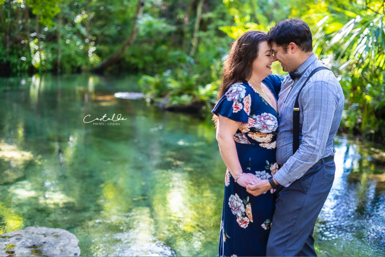 Orlando Florida spring engagement session | summer engagement, Florida proposal, river engagement, summer vibes